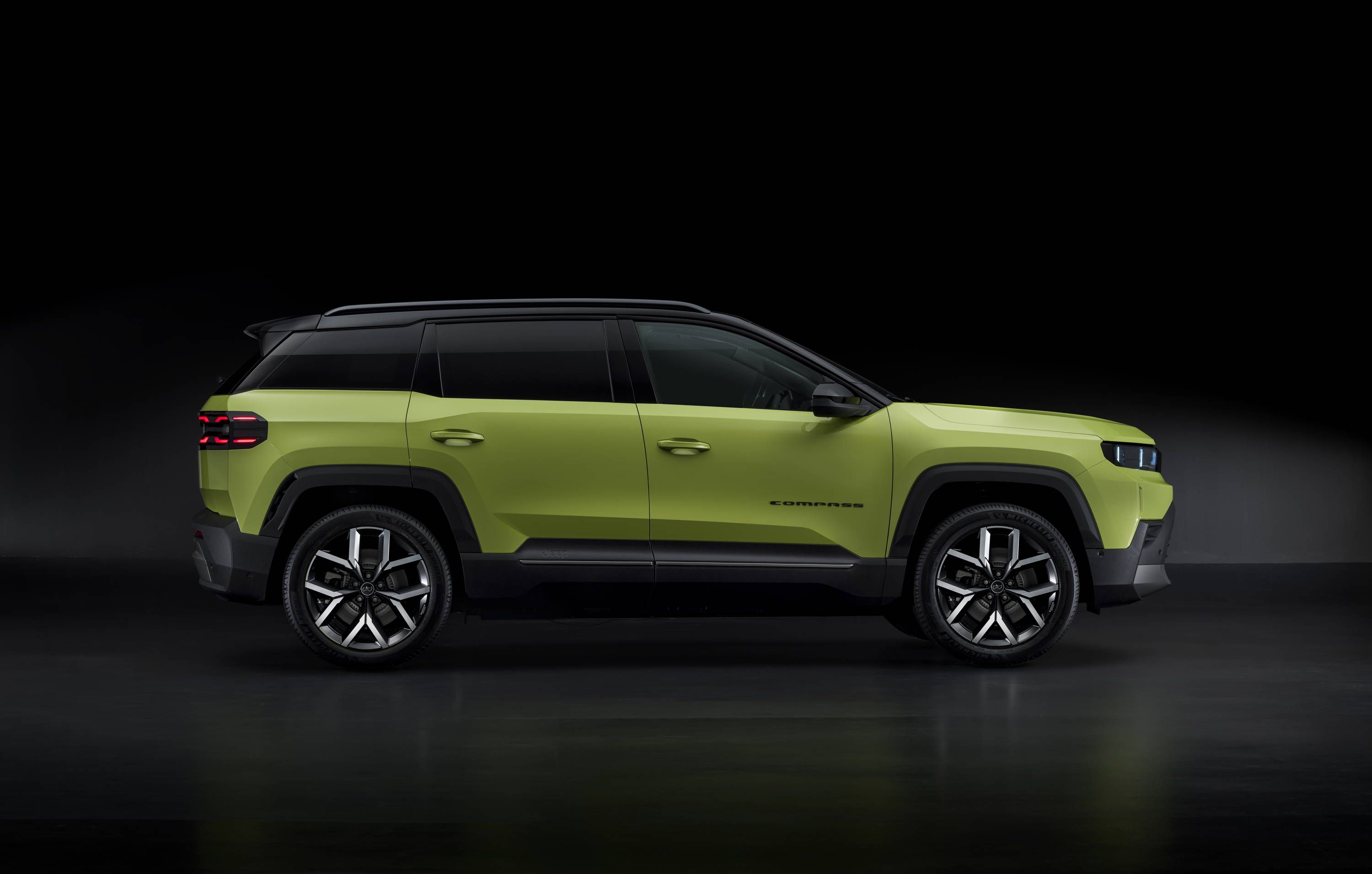 NuovaJeepCompassFirstEditionHawaii (3)_risultato.jpg