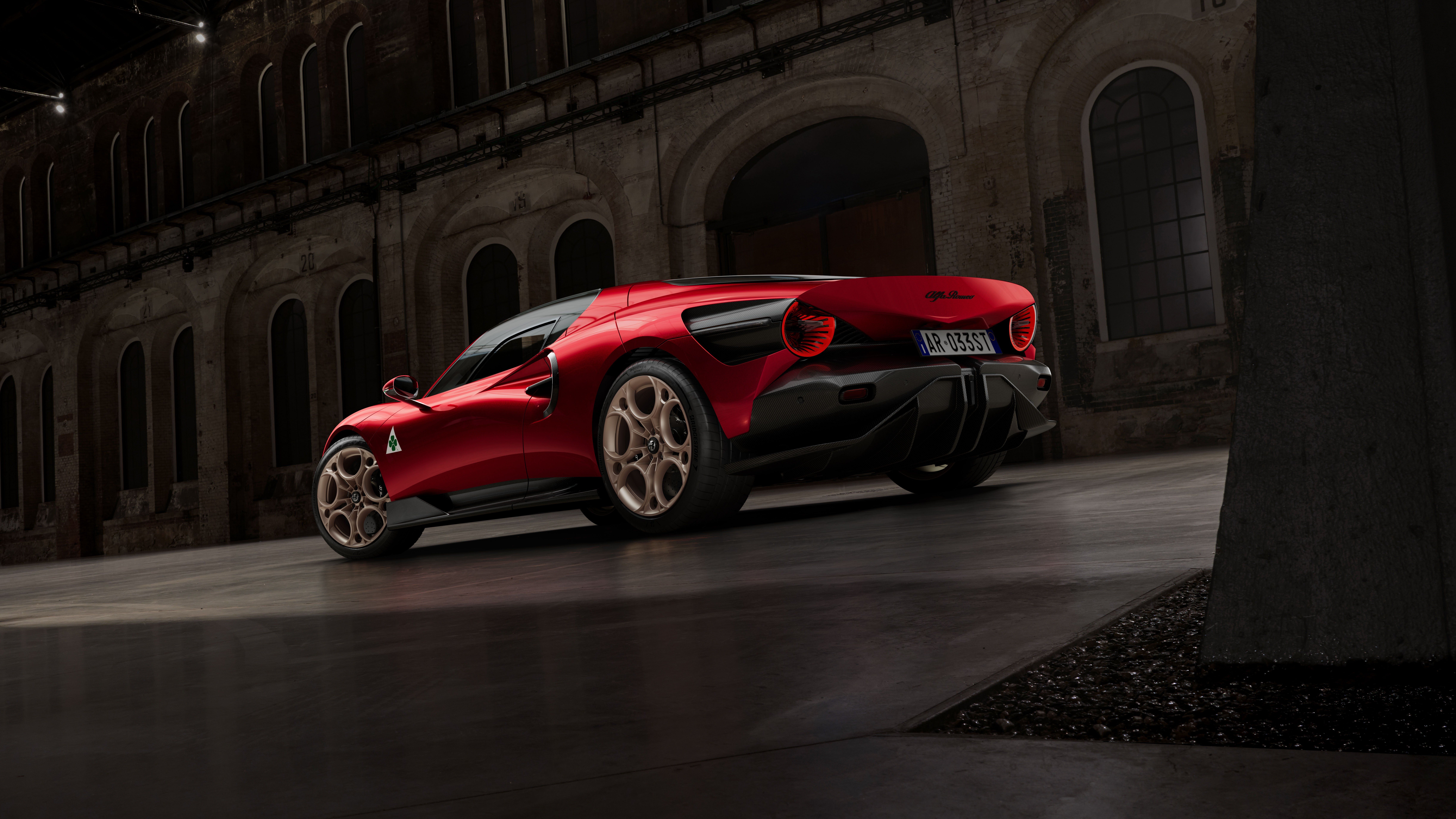 alfa_romeo_33_stradale (5).jpg