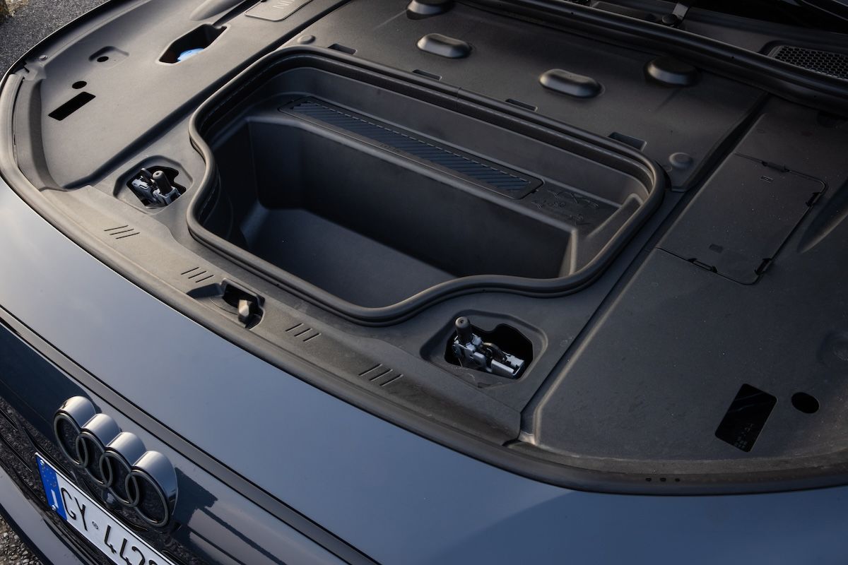 audi_a6_etron_16.jpg
