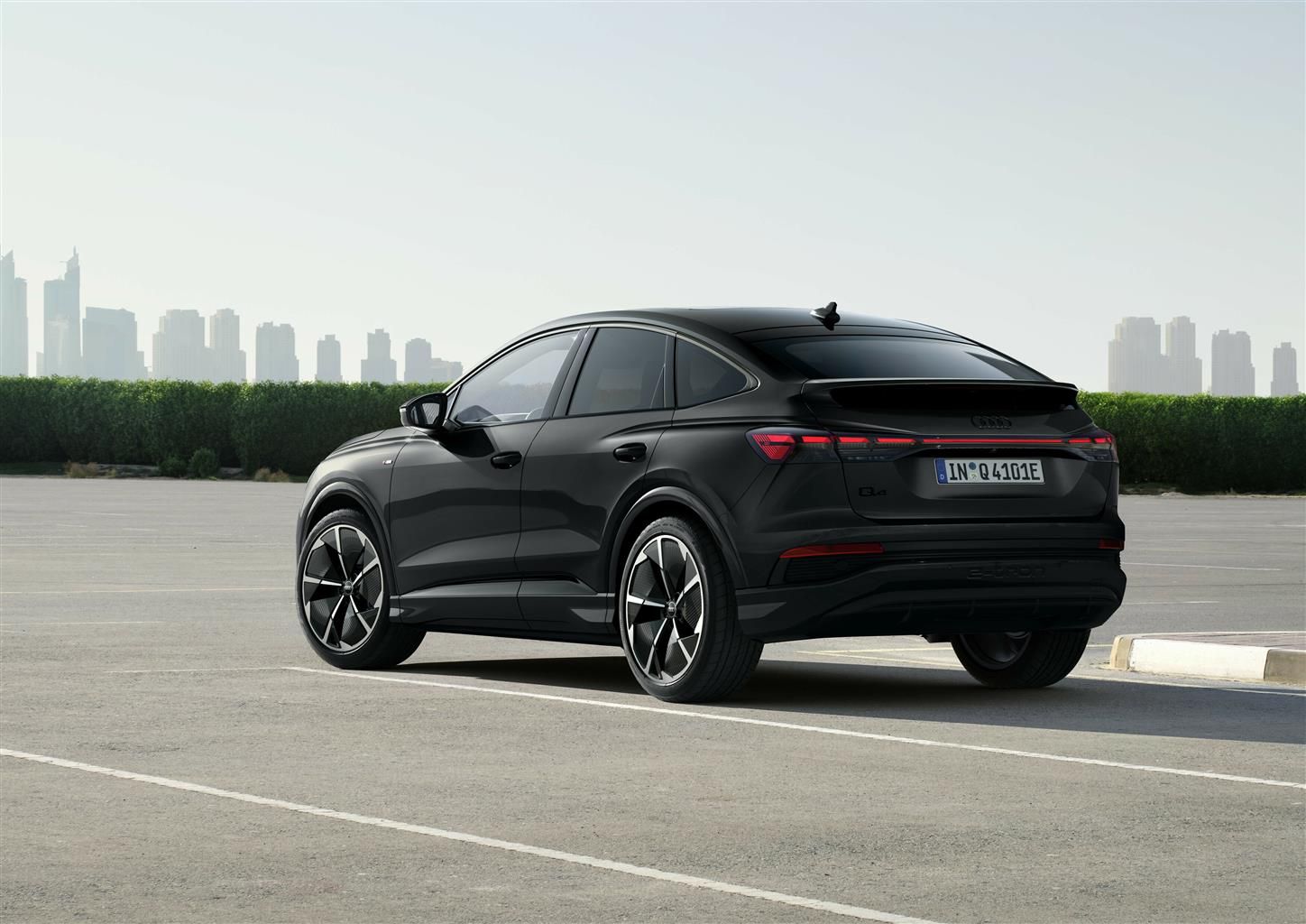 audi_q4_etron_2024 (2).jpg