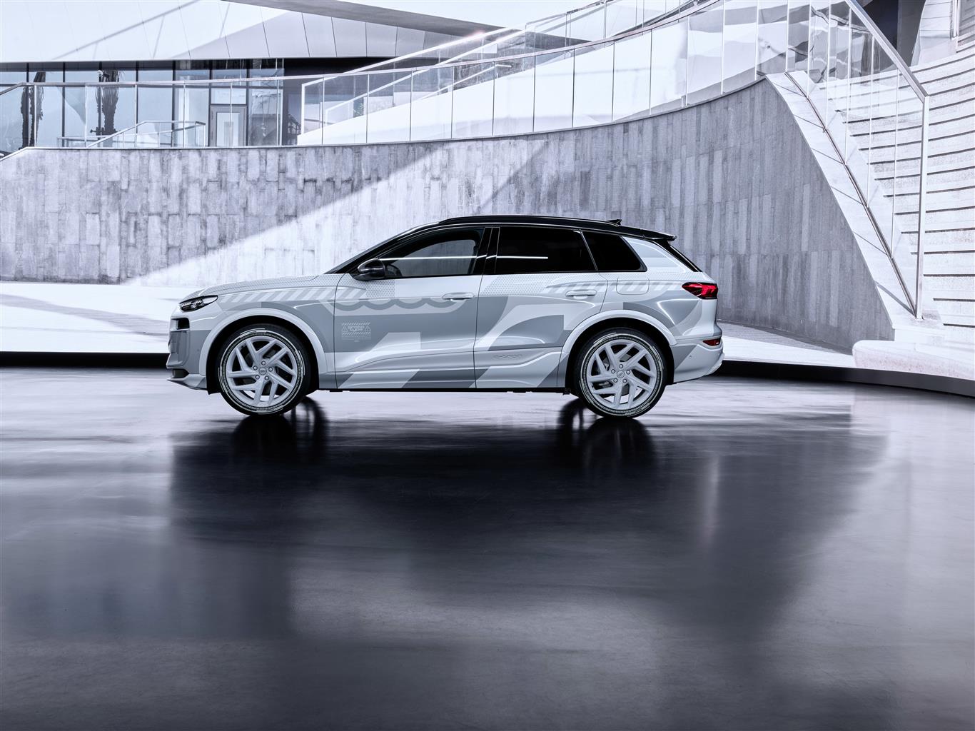 audi_q6_etron (2).jpg