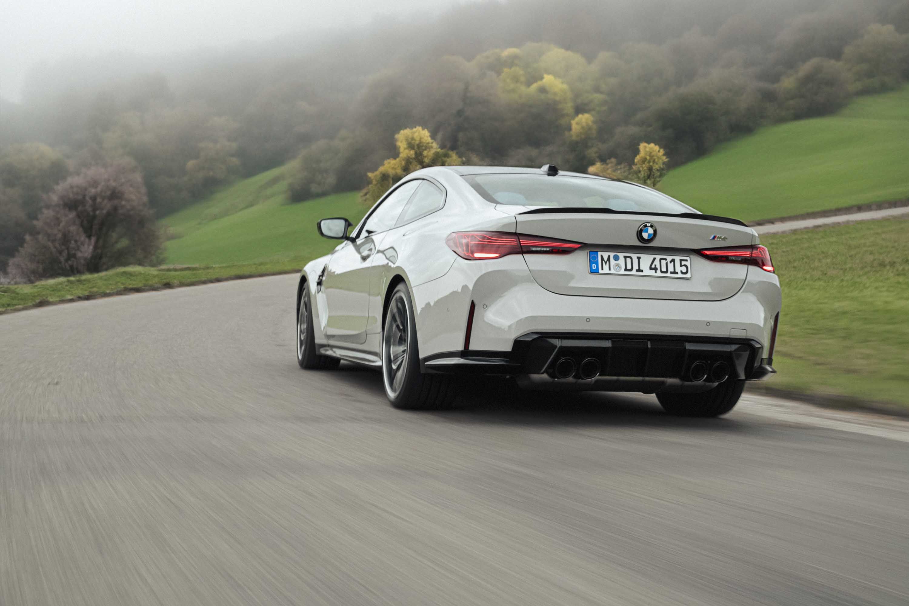 bmw_m4 (10).jpg