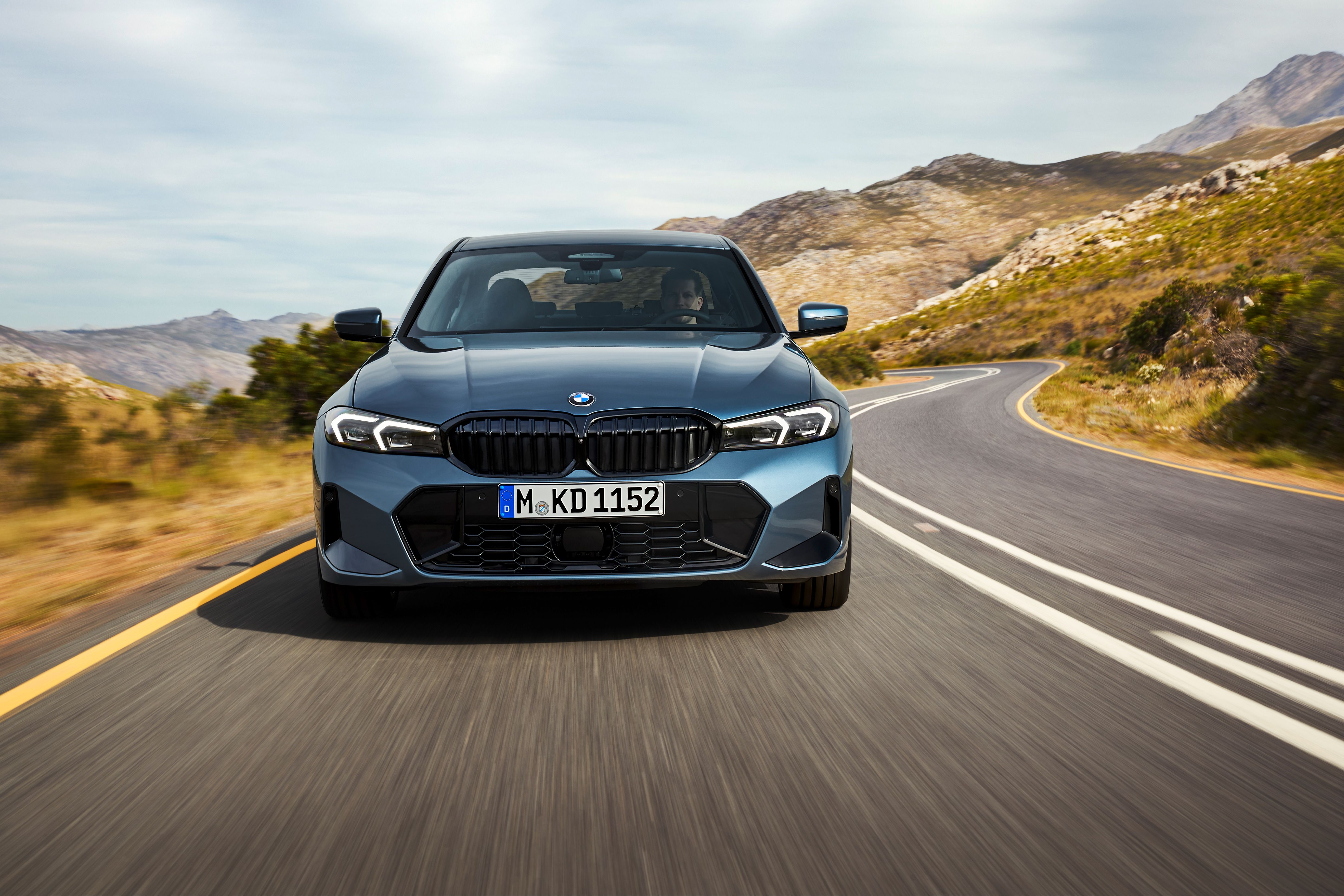 bmw_serie3_sedan (1).jpg