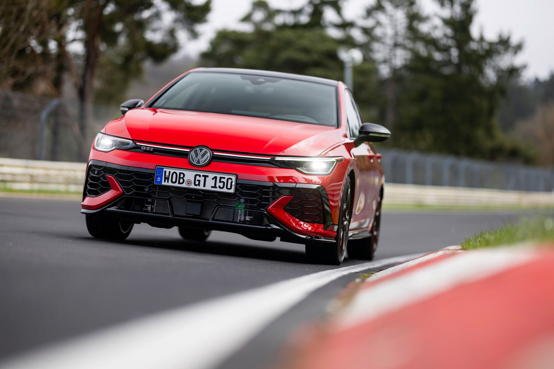 golf_gti_edition50_8.jpg