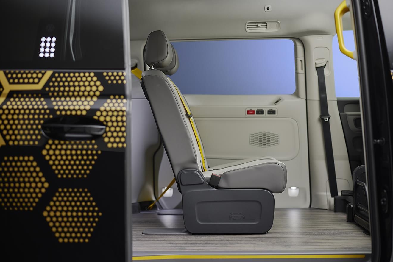 media-MOIA ID. BUZZ AD Mid SEATS VP_2025.06.18_9.1.png