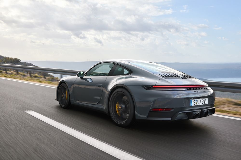 porsche_911_ibrida_gts (3).jpg