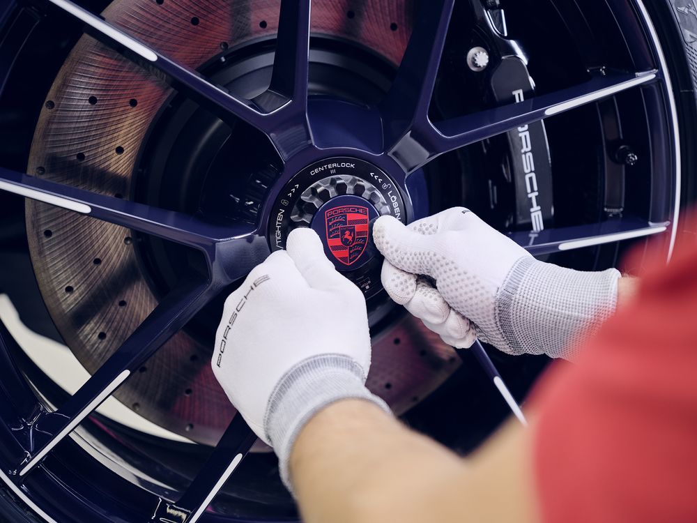 porsche_ferragamo_10.jpg