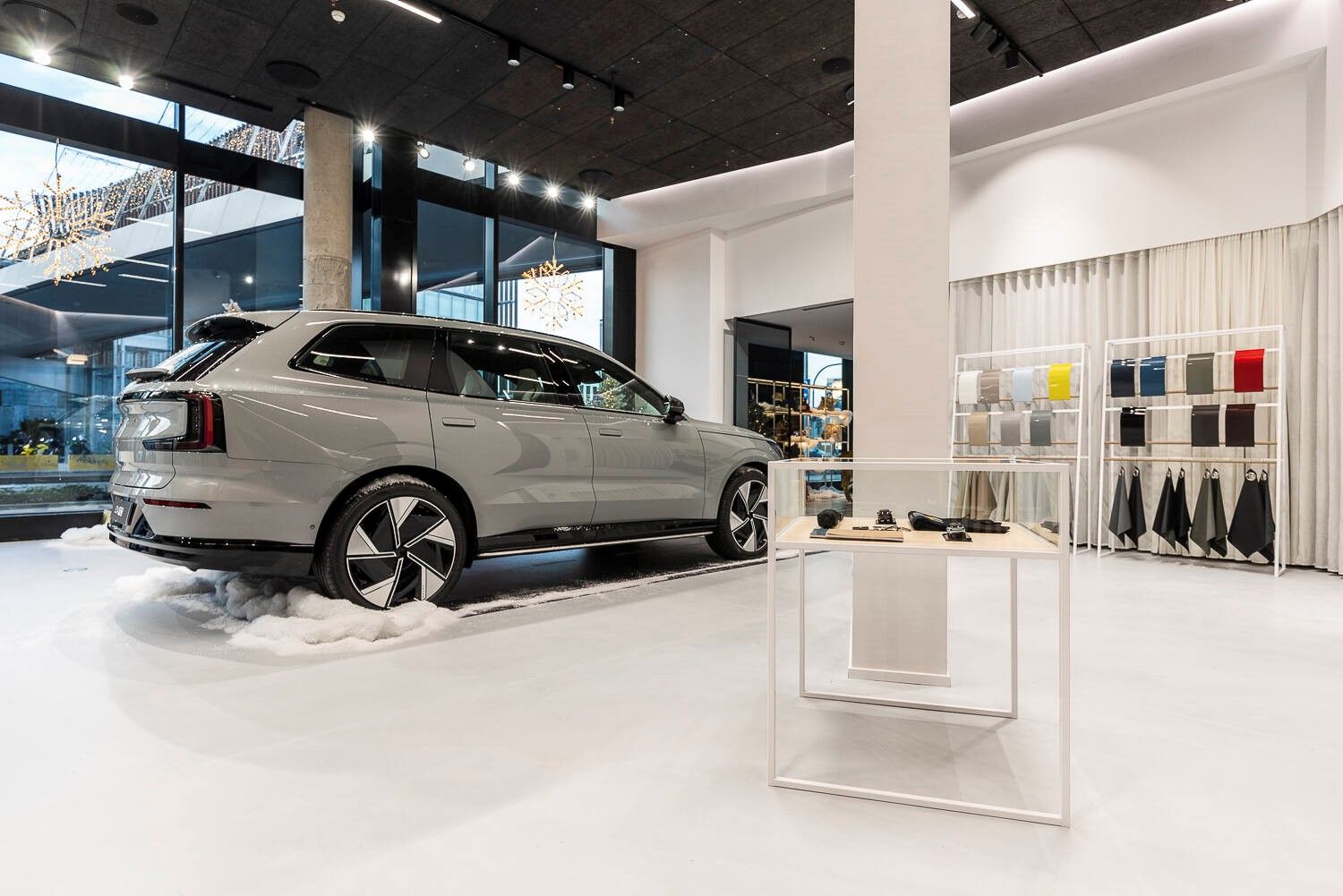 volvo_studio_milano (4).jpg